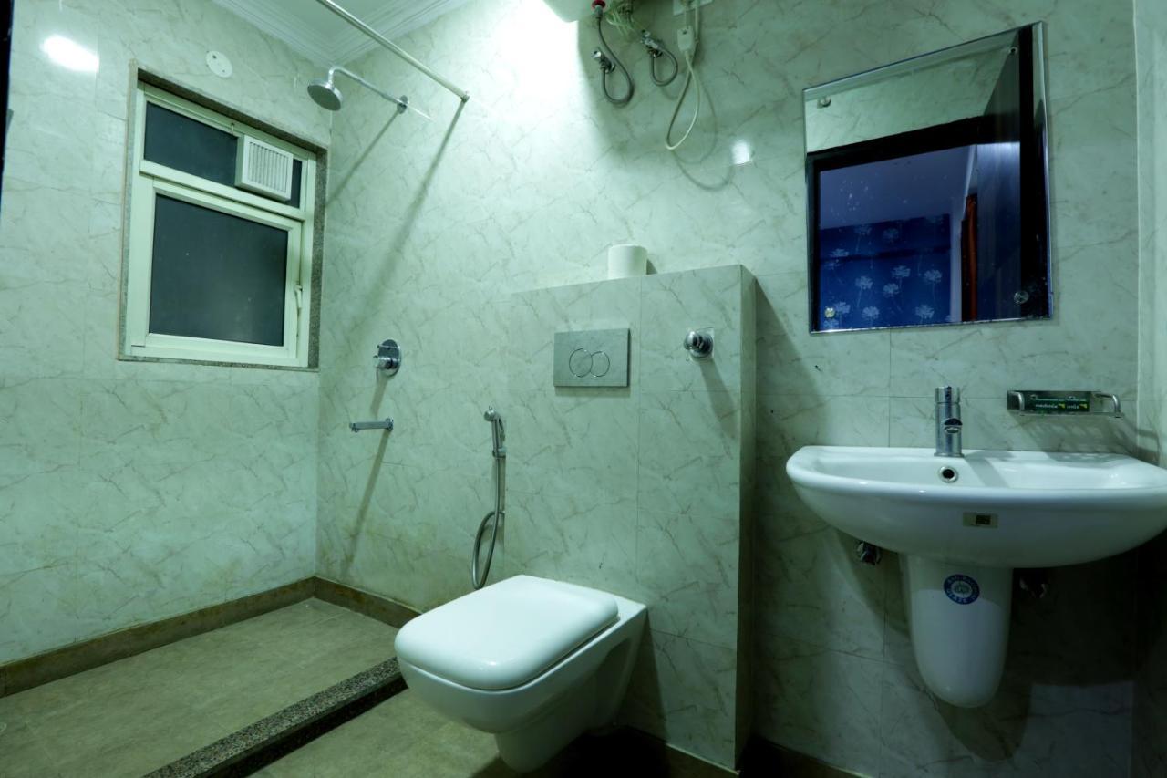 Hotel Ark Suites At Delhi Airport New Delhi Exterior foto